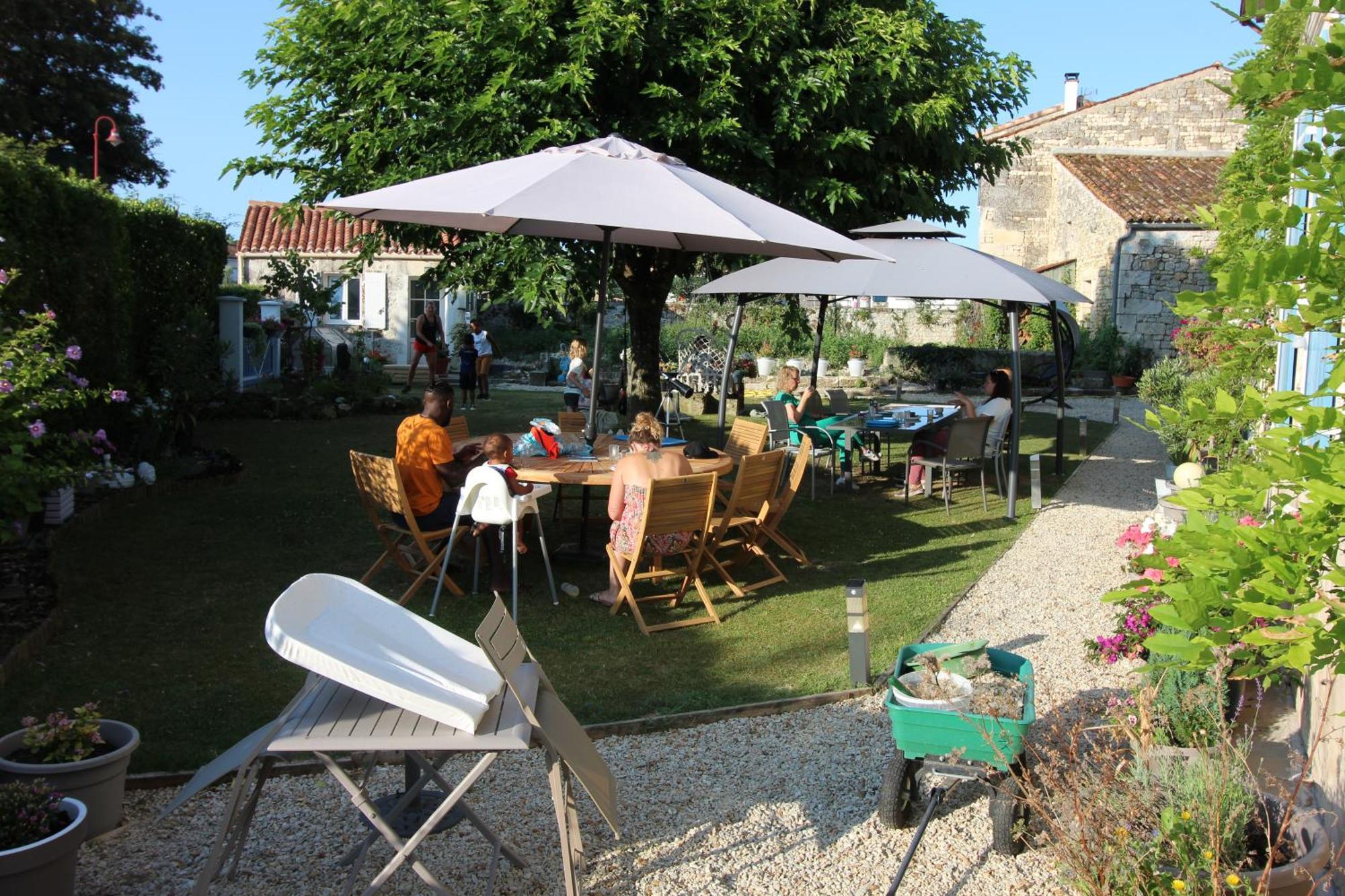 La Charentaise Des Lilas Saint-Leger  Ngoại thất bức ảnh